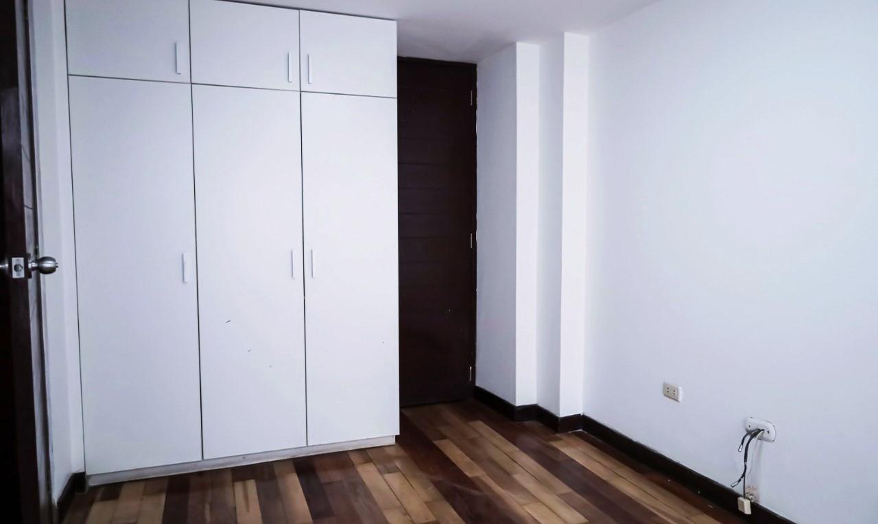 VENTA DE DEPARTAMENTO EN 1° PISO EN URB. SANTA VICTORIA